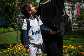 به نگاه مادر سوگند